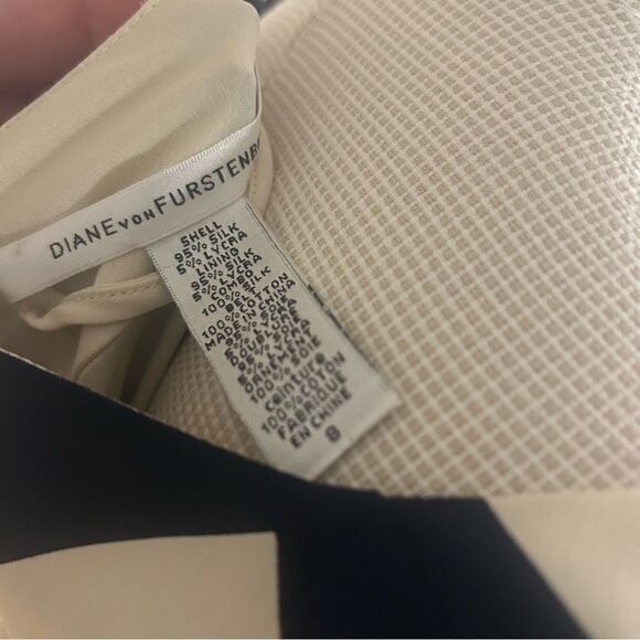 DVF Brygid Silk Navy and Crème Belted Chevron Dress - Picture 9 of 12